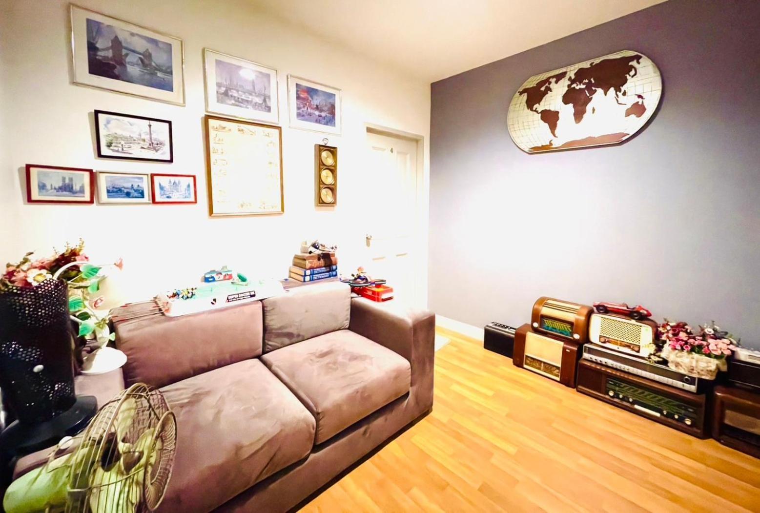 Autta House Apartment Банкок Екстериор снимка